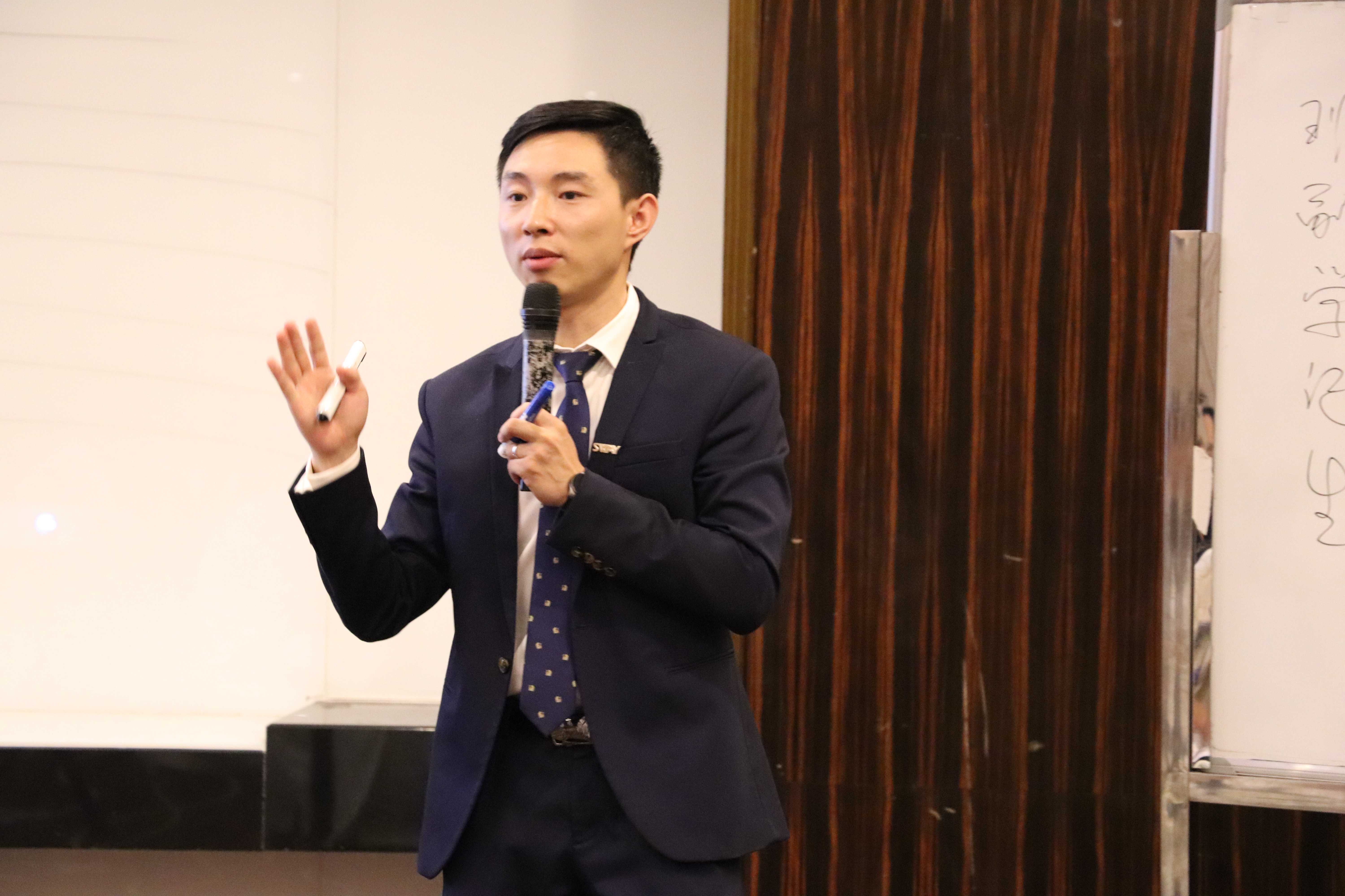 1525231834128639.jpg 1525231834128639.jpg